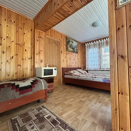 кімната студія * 穆卡切沃