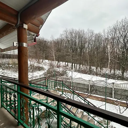 кімната студія Lejlighed Mukatjevo